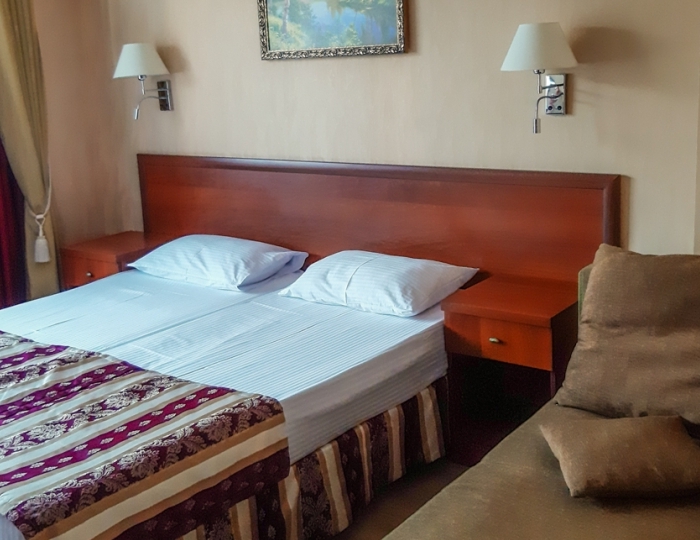 Стандарт 2-местный 1-комнатный без балкона корпус "А" - ЛОК «Горный Воздух» Лоо