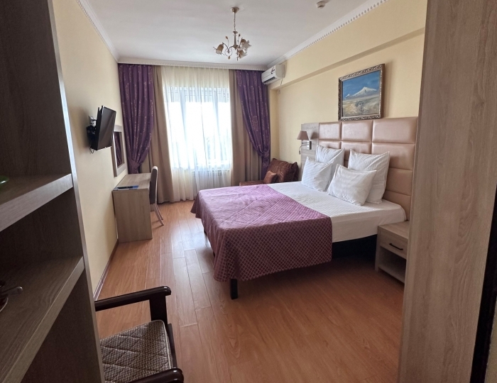 Стандарт 2-местный 1-комнатный без балкона корпус "Б" - ЛОК «Горный Воздух» Лоо