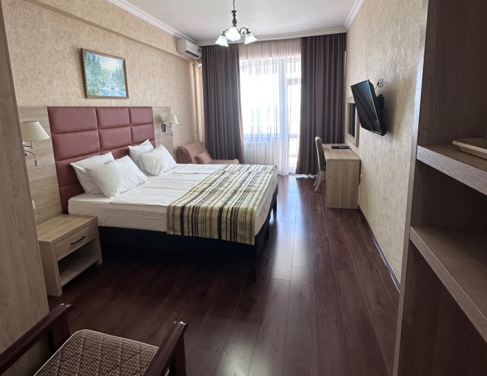 Стандарт 2-местный 1-комнатный с балконом с видом на море корп. "Б" - ЛОК «Горный Воздух» Лоо