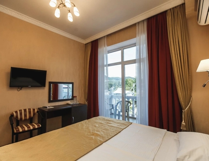 Стандартный 2-местный с балконом с видом на горы корп. А - ЛОК «Горный Воздух» Лоо