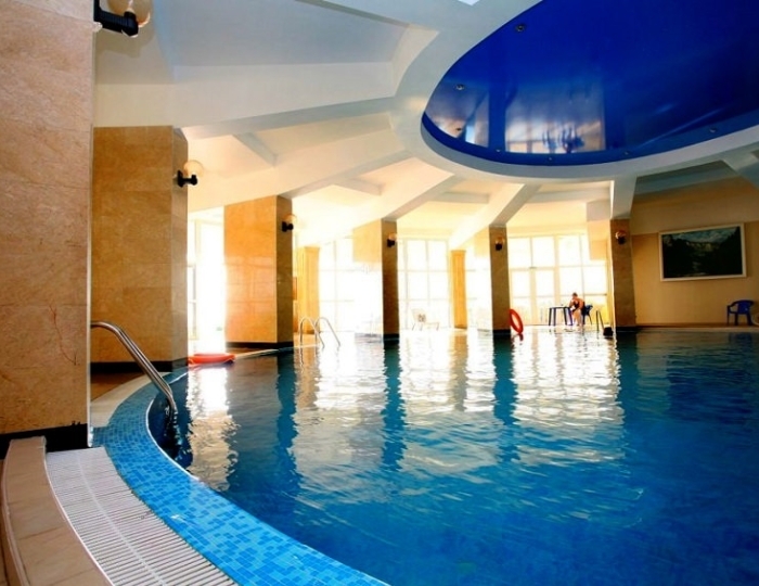 Крытый бассейн - ЛОК «Горный Воздух» Лоо